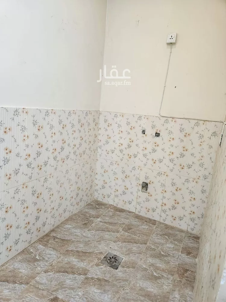 شقة للإيجار في شارع ابن عديس, حي السلامة, مدينة جدة, منطقة مكة المكرمة صورة 3