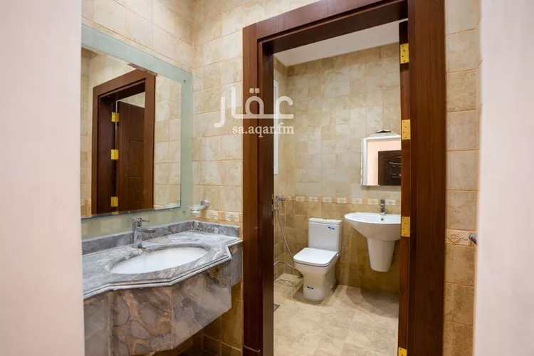 فيلا للبيع في شارع بحور الشعراء, حي الخالدية, مدينة جدة, منطقة مكة المكرمة 13