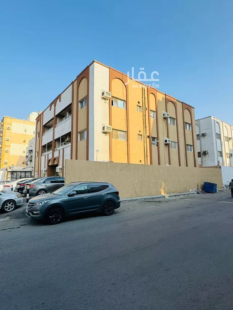 Building for Sale in Jeddah Al Bawadi