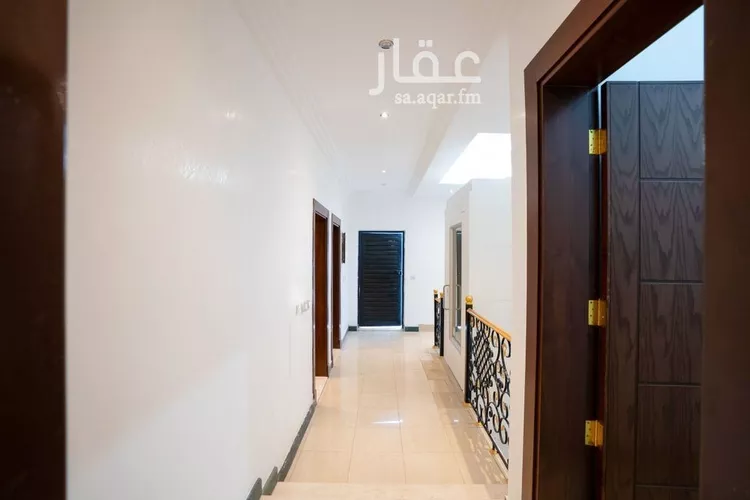 فيلا للبيع في شارع بحور الشعراء, حي الخالدية, مدينة جدة, منطقة مكة المكرمة صورة 4