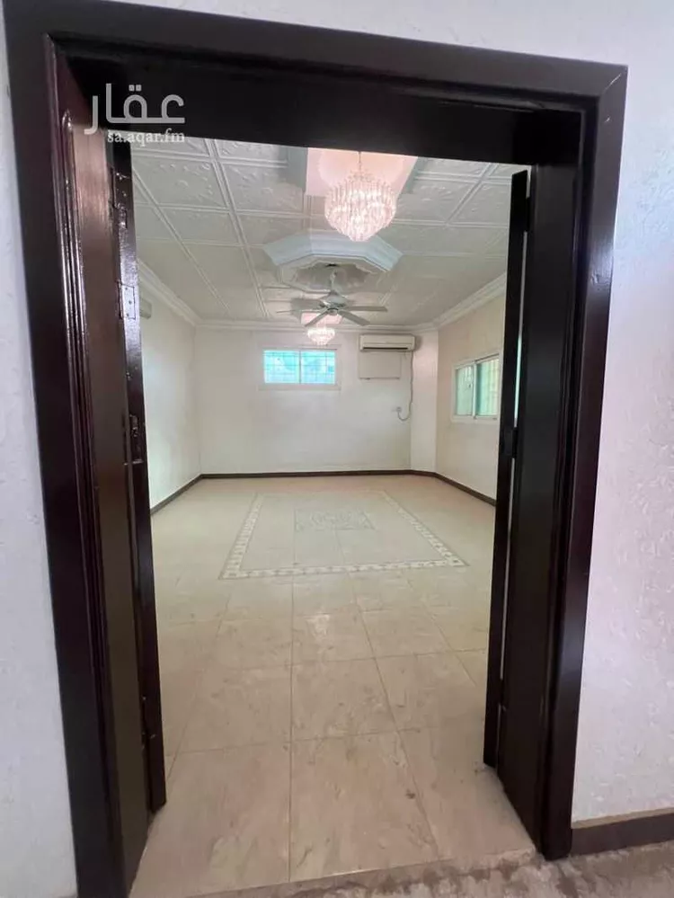 فيلا للبيع في شارع الحارث بن عوف المري, حي المنار, مدينة بريدة, منطقة القصيم صورة 3