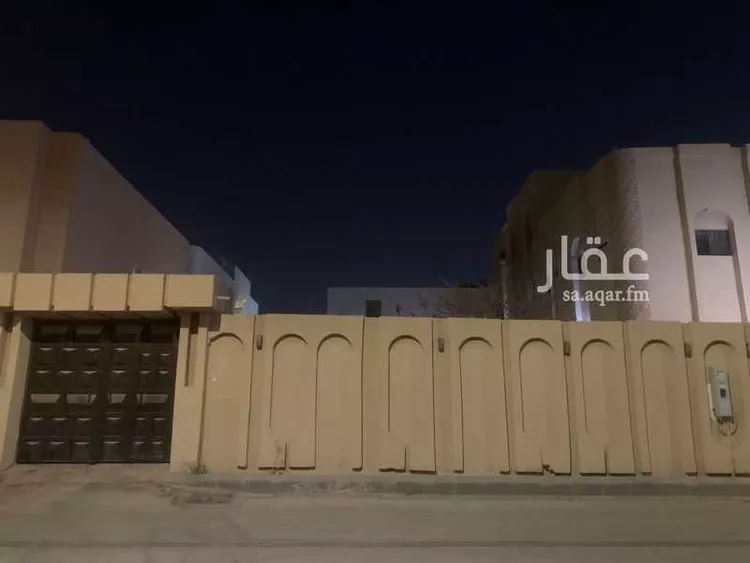 فيلا للبيع في شارع زر بن حبيش, حي الأمن, مدينة بريدة, منطقة القصيم