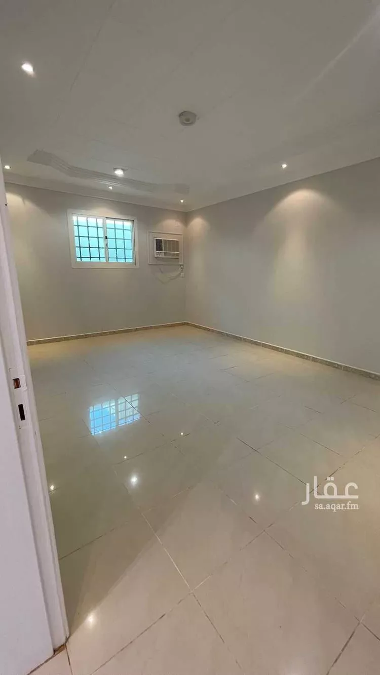 فيلا للبيع في شارع القاسم ابن سلام, حي الخليج, مدينة بريدة, منطقة القصيم صورة 3