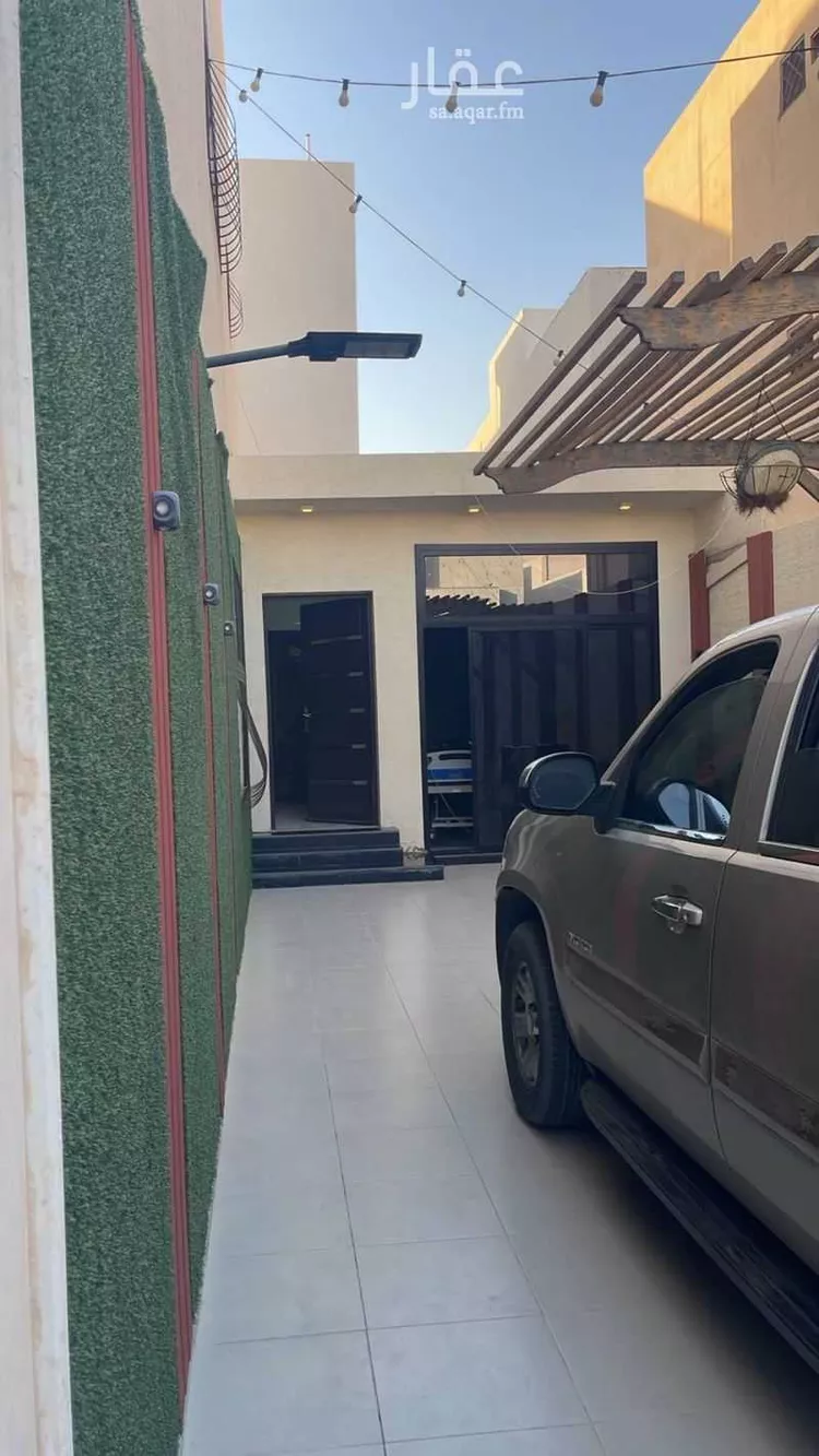 فيلا للبيع في شارع جابر بن عياش, حي القويع, مدينة بريدة, منطقة القصيم صورة 3