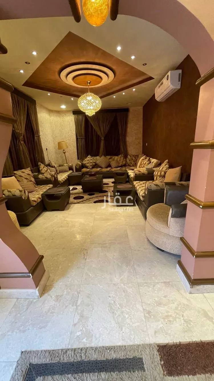 فيلا للبيع في شارع سريج البغدادي, حي الريان, مدينة بريدة, منطقة القصيم 6
