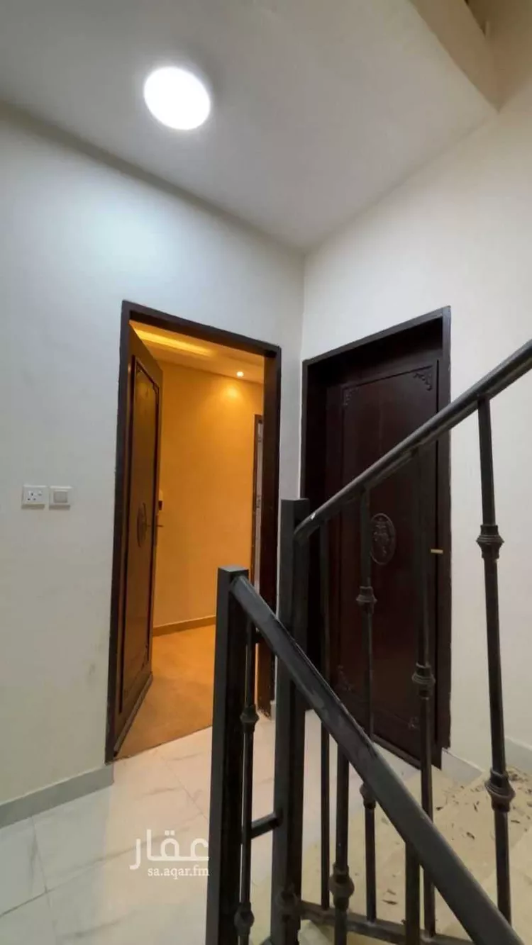 شقة للإيجار في شارع المنذر بن سعيد ، حي بدر ، الرياض ، منطقة الرياض صورة 2