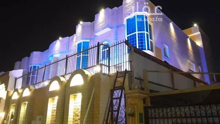 فيلا للبيع في شارع الخليفه المنتصر ، حي الشاطئ ، جدة ، جدة