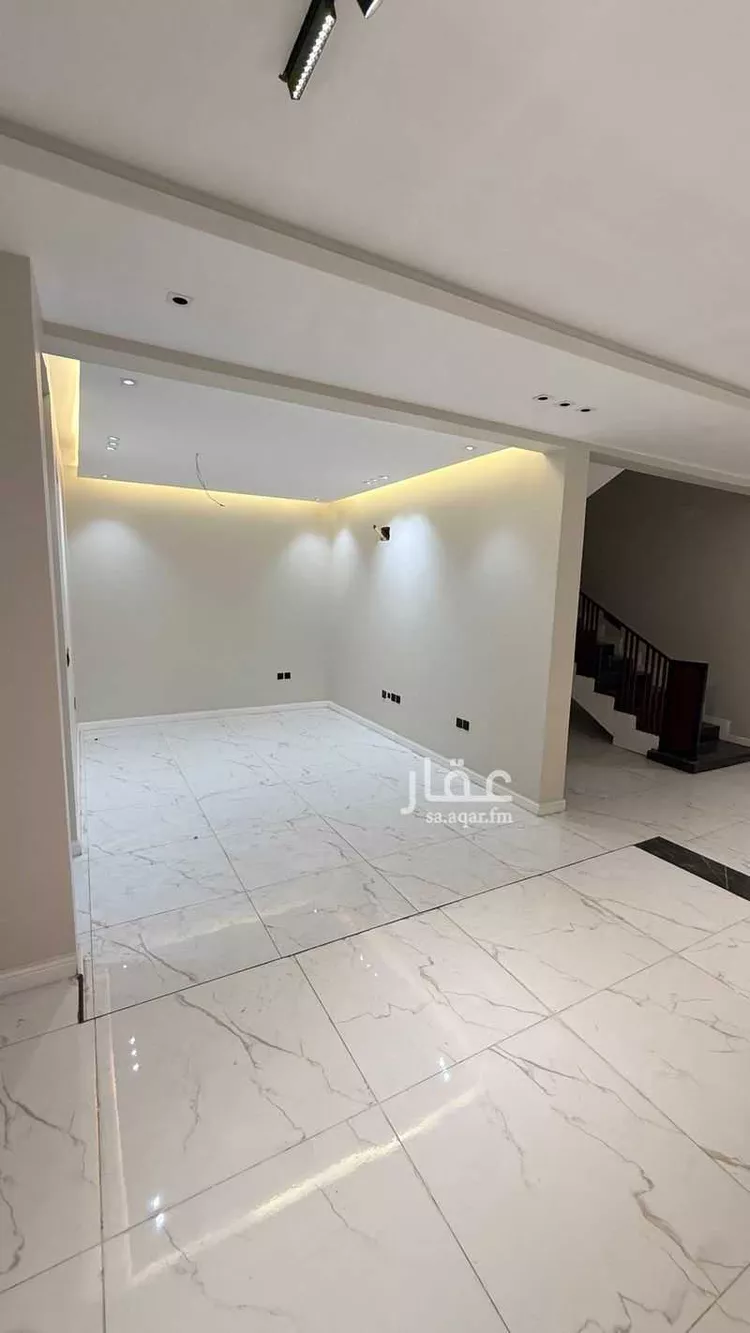 فيلا للبيع في شارع 22926197, حي المحمدية 2, مدينة جازان, منطقة جازان 12