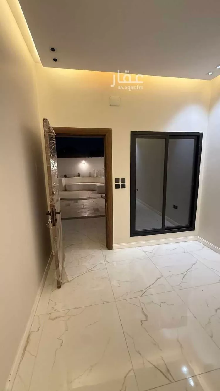 فيلا للبيع في شارع 22926197, حي المحمدية 2, مدينة جازان, منطقة جازان 13