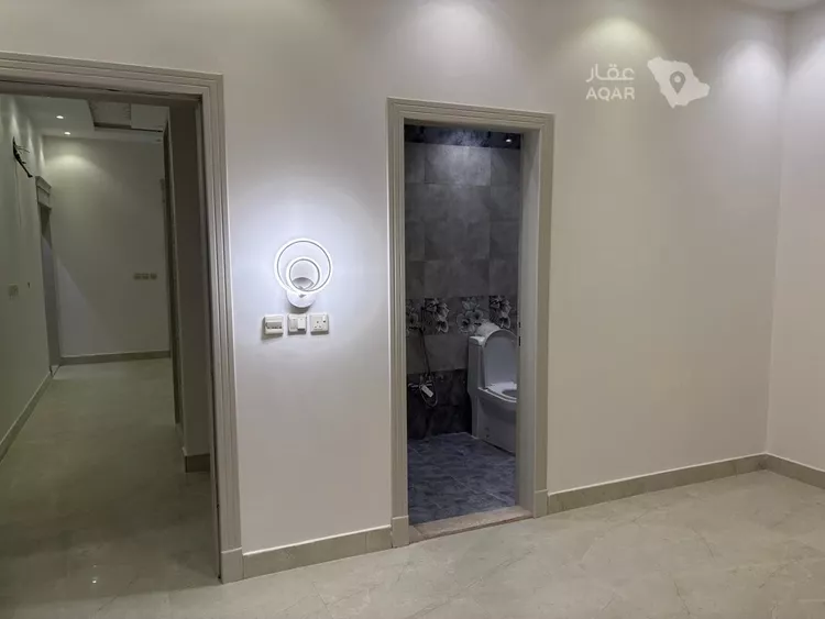 دور للإيجار في شارع الغنامية, حي إشبيلية, مدينة الرياض, منطقة الرياض 8