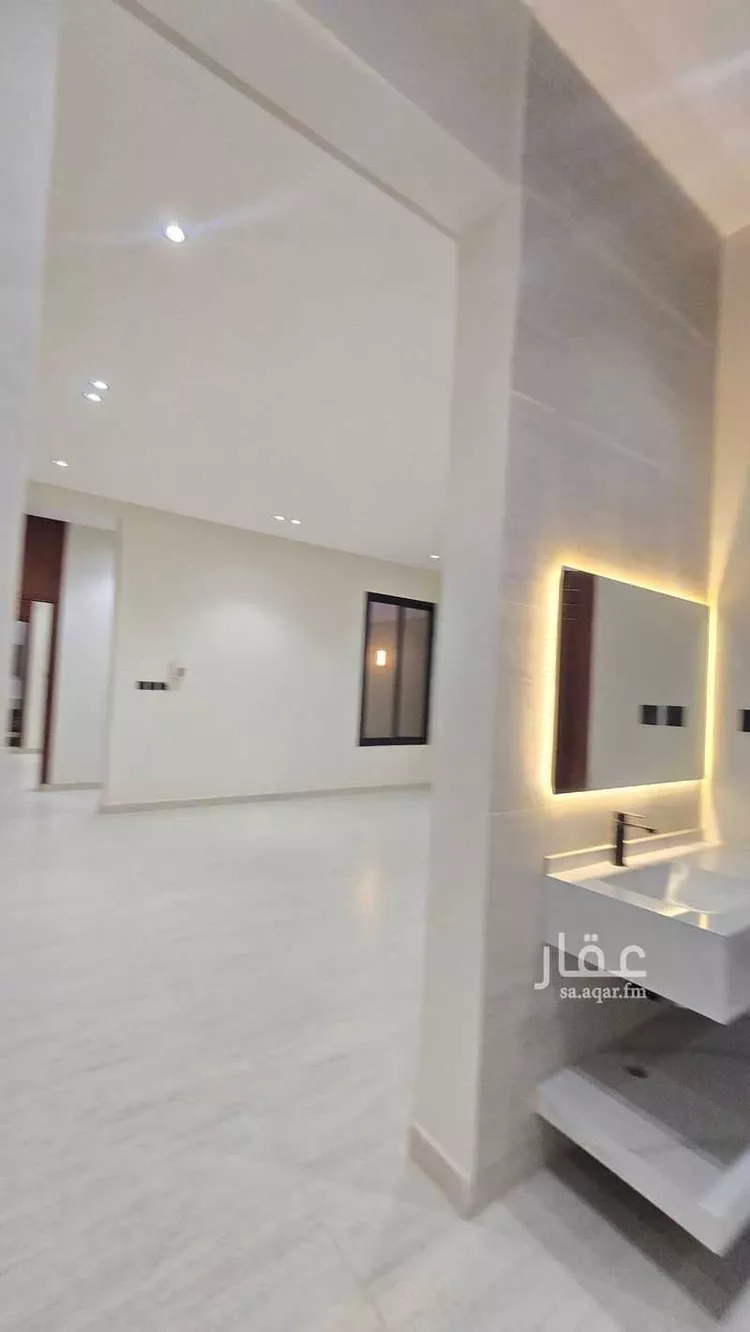 دور للبيع في شارع 16 عكاظ, حي عكاظ, مدينة الرياض, منطقة الرياض 12
