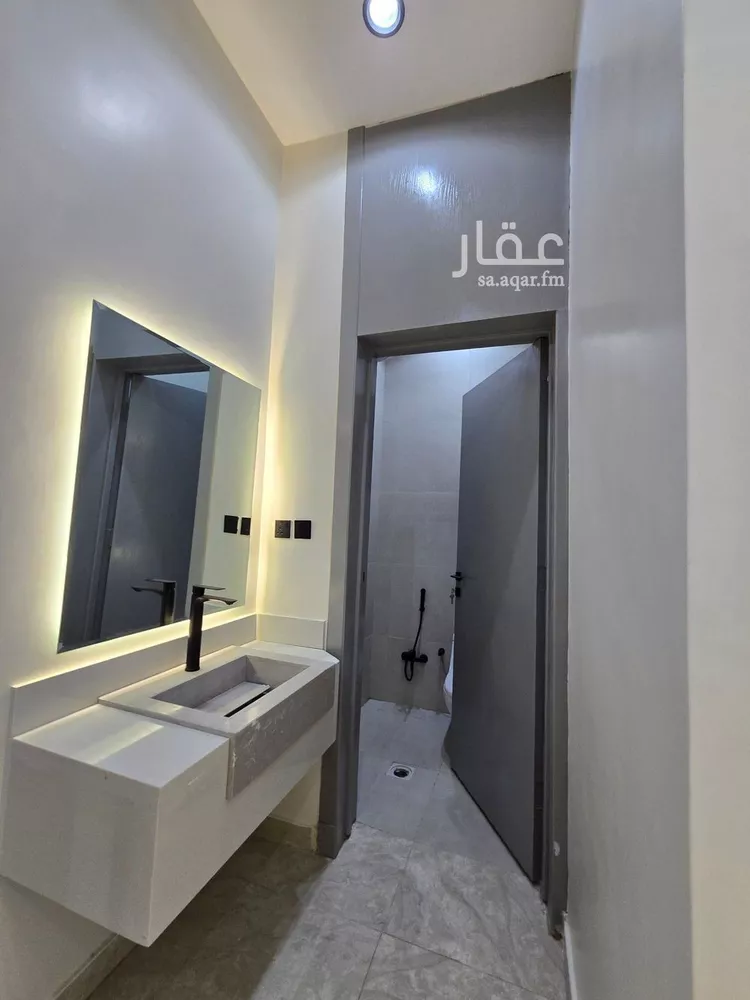 دور للبيع في حي عكاظ, مدينة الرياض, منطقة الرياض 7