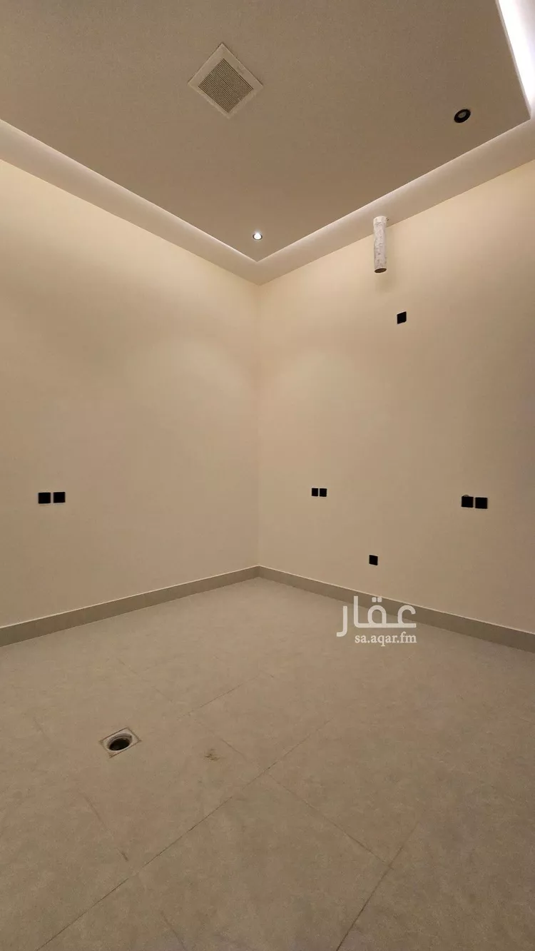 Floor for Sale in Riyadh Al Hazm 15