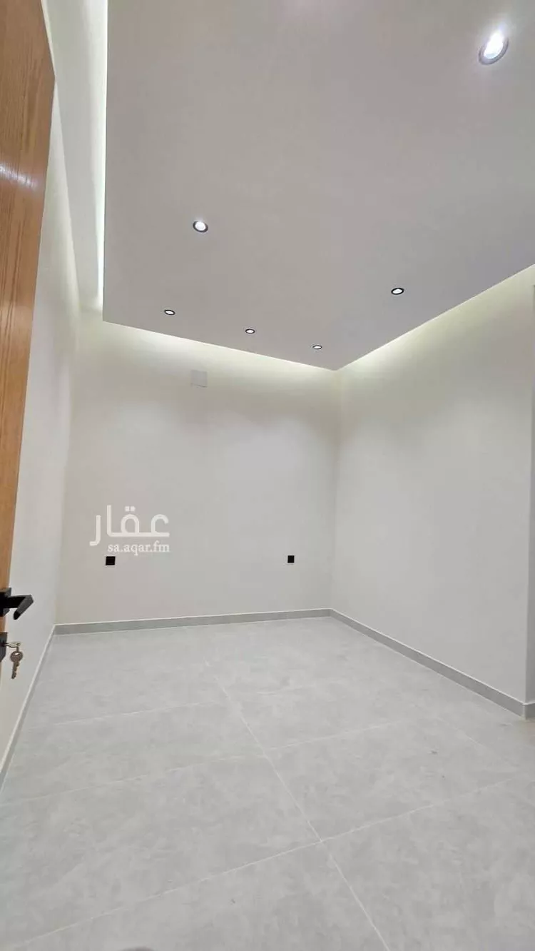 دور للبيع في شارع عبدالله بن مسرور, حي ديراب, مدينة الرياض, منطقة الرياض 9
