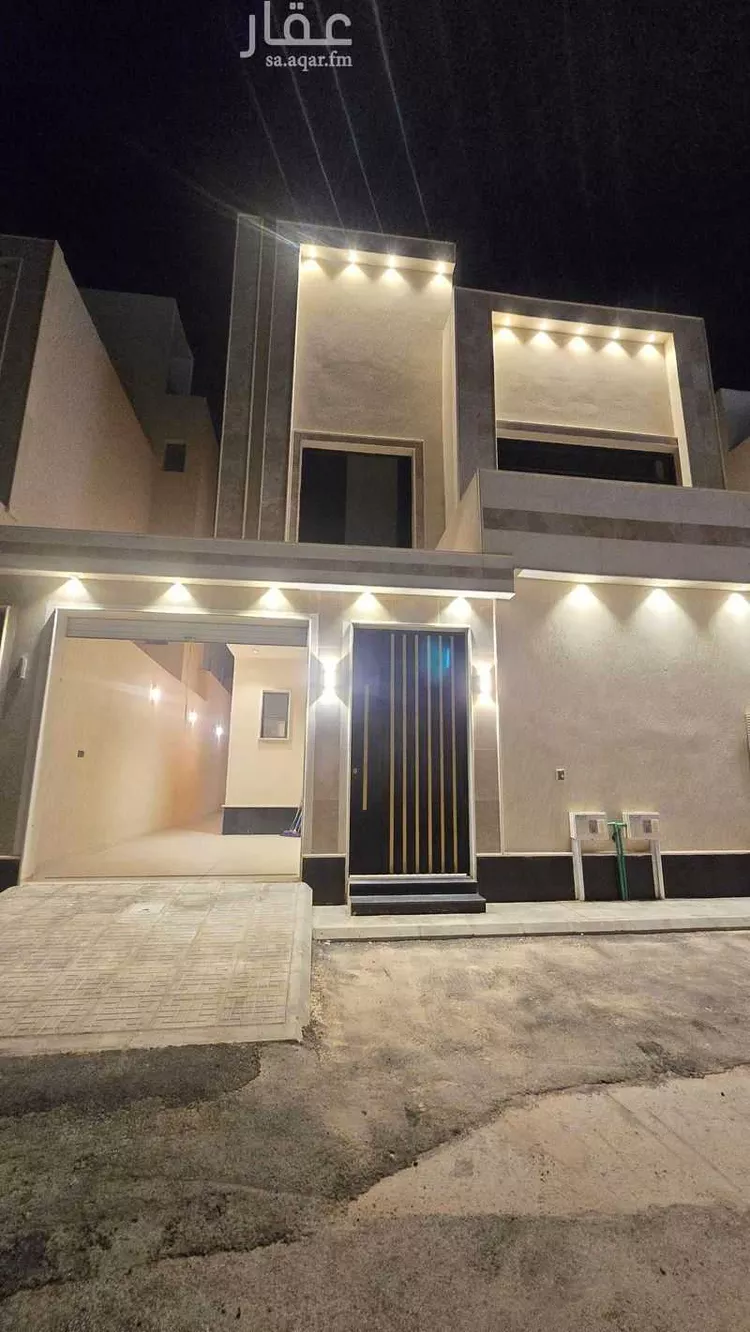 Floor for Sale in Riyadh Al Janadriyah 16