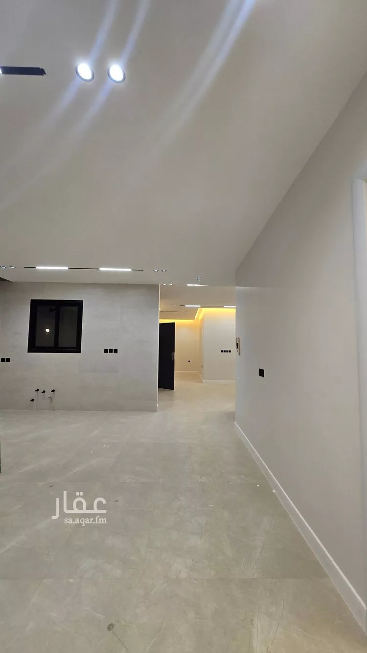 دور للبيع في شارع الرسالة, حي بدر, مدينة الرياض, منطقة الرياض صورة 3