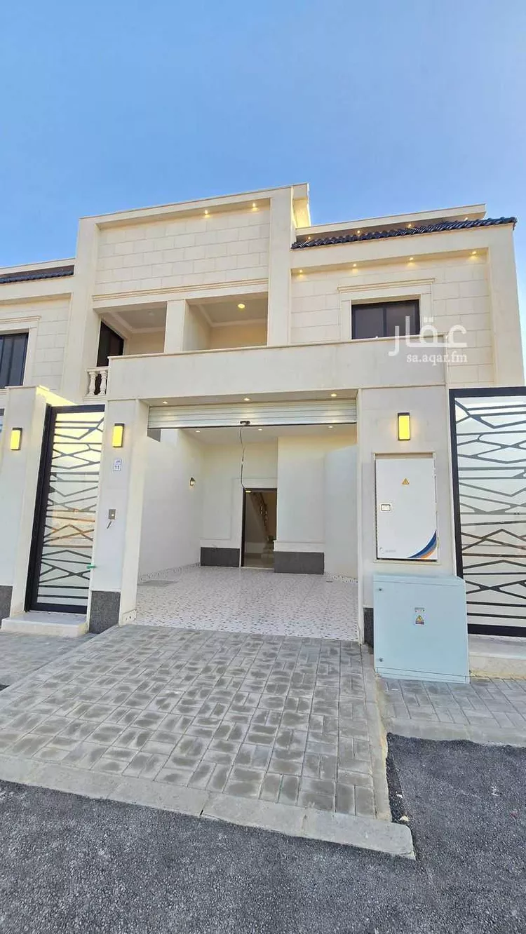 Floor for Sale in Riyadh Al Hazm