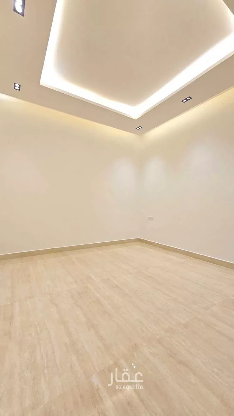 Floor for Sale in Riyadh Dirab 6