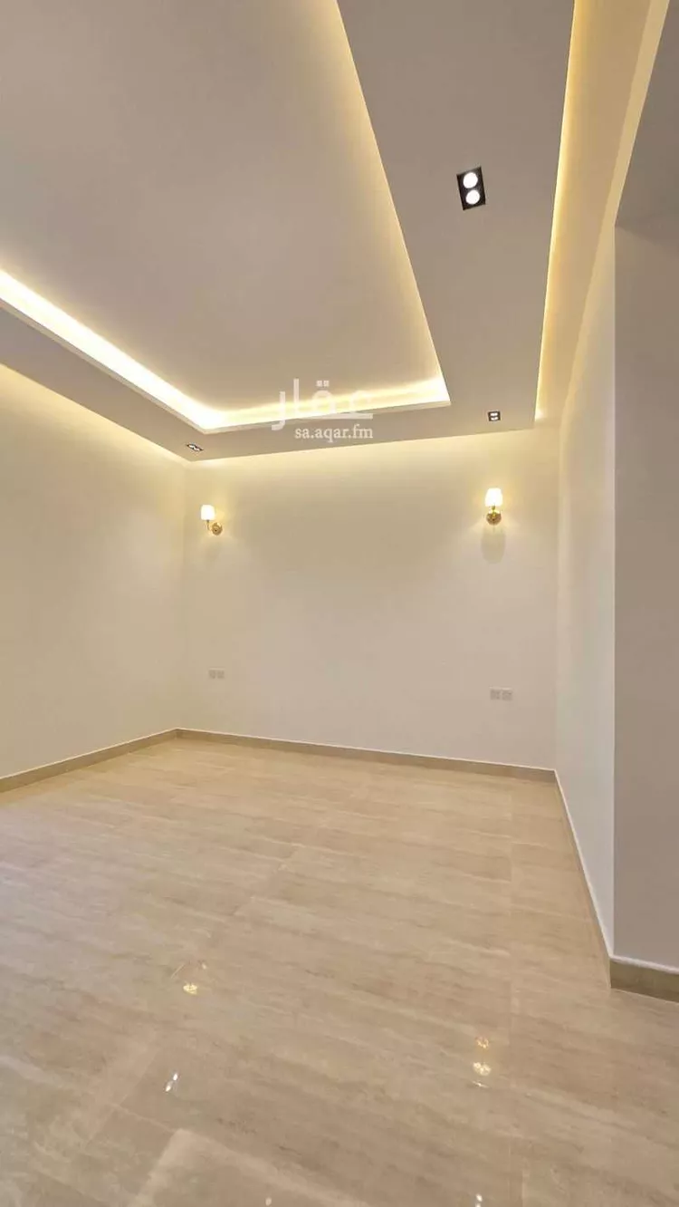 Floor for Sale in Riyadh Dirab 14
