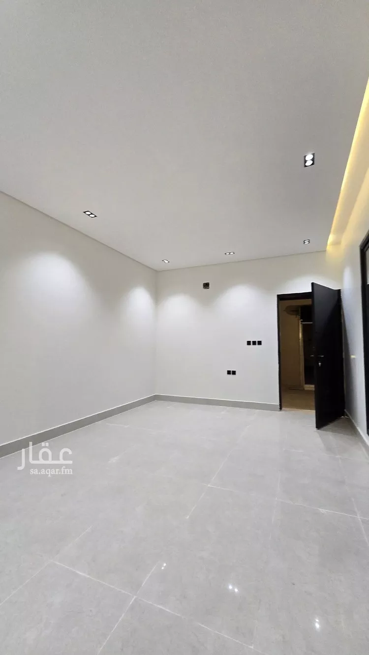 Floor for Sale in Riyadh Uhud 14