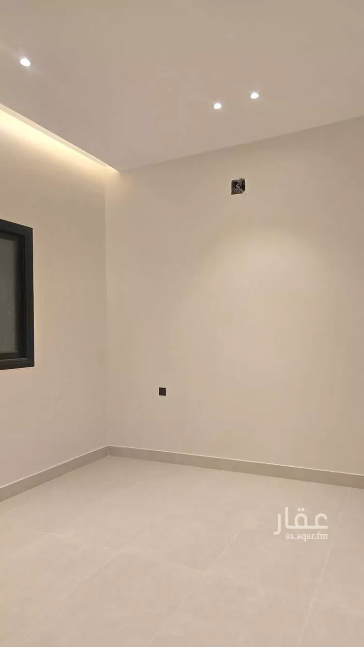 Floor for Sale in Riyadh Al Janadriyah 17