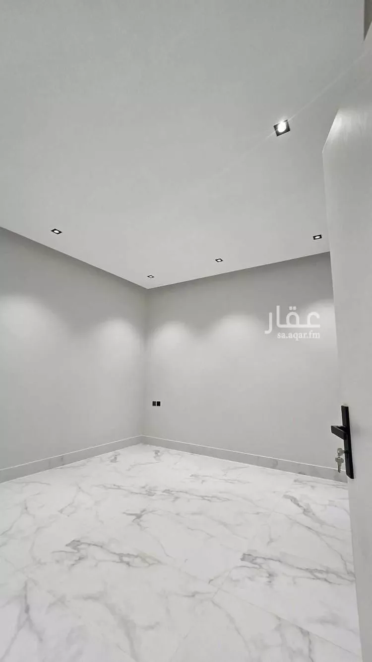 Floor for Rent in Riyadh Okaz صورة 3