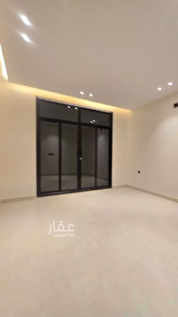 Floor for Sale in Riyadh Al Janadriyah 14
