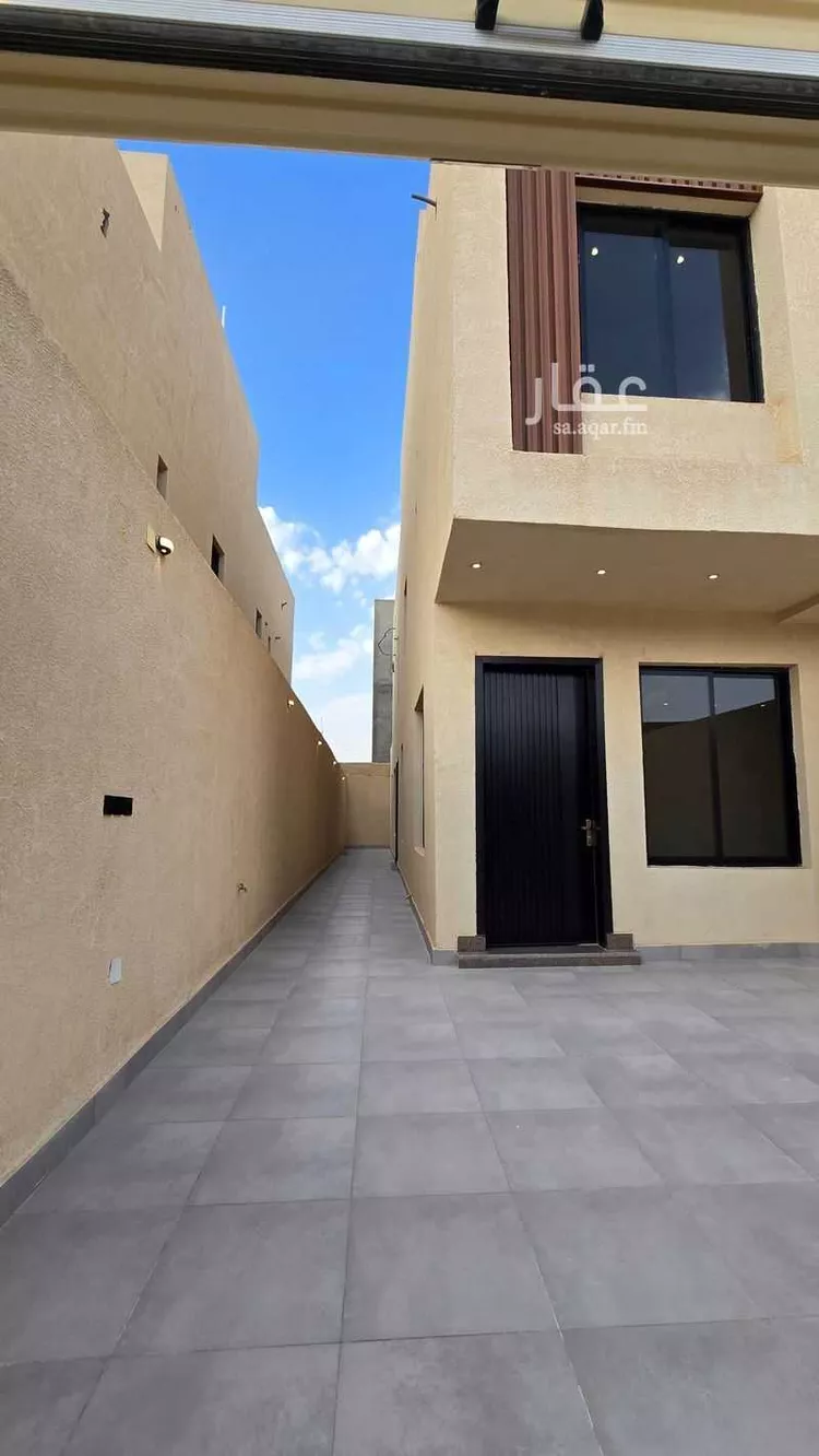 Floor for Sale in Riyadh Uhud 16
