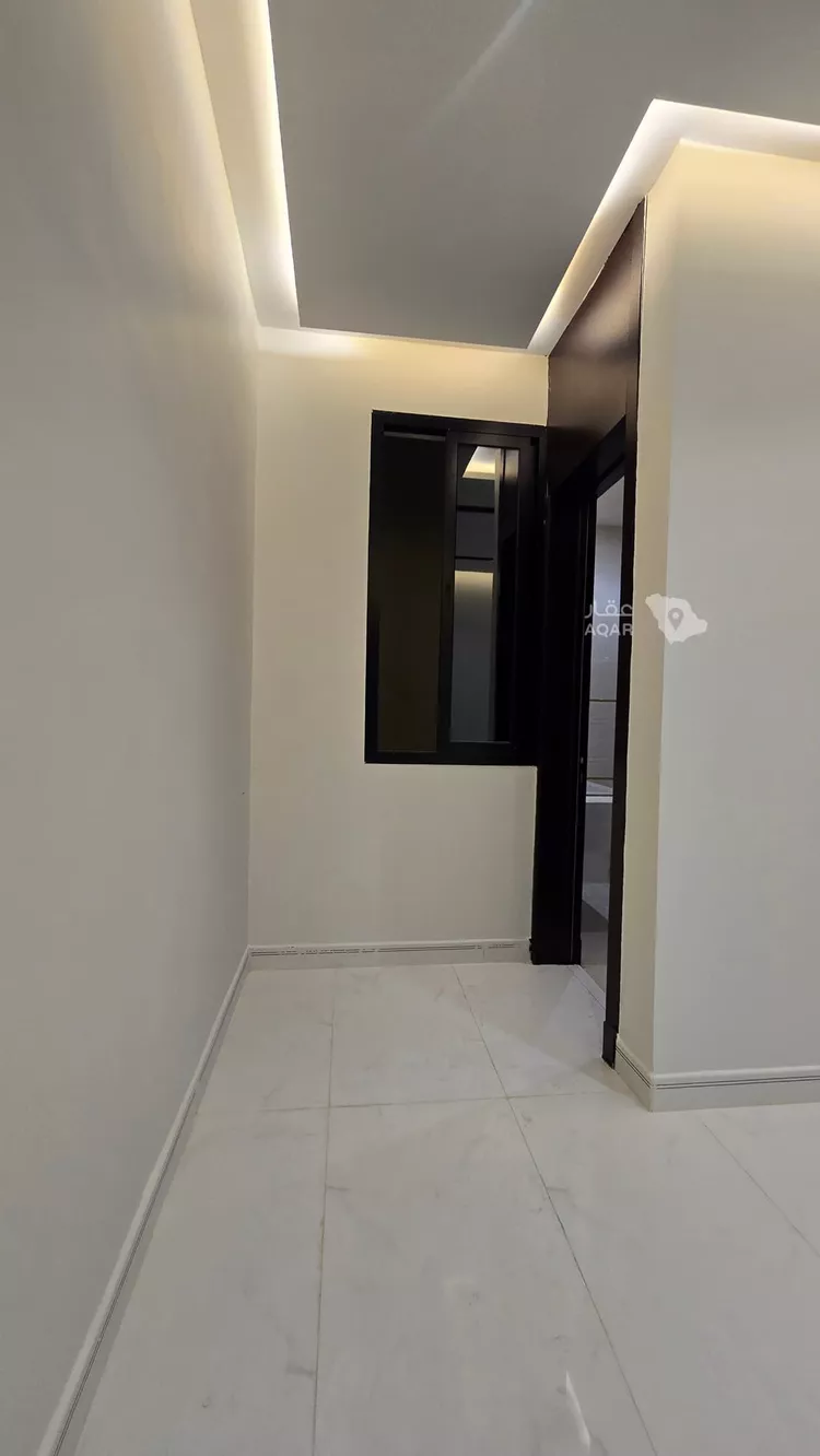 Floor for Rent in Riyadh Okaz 10