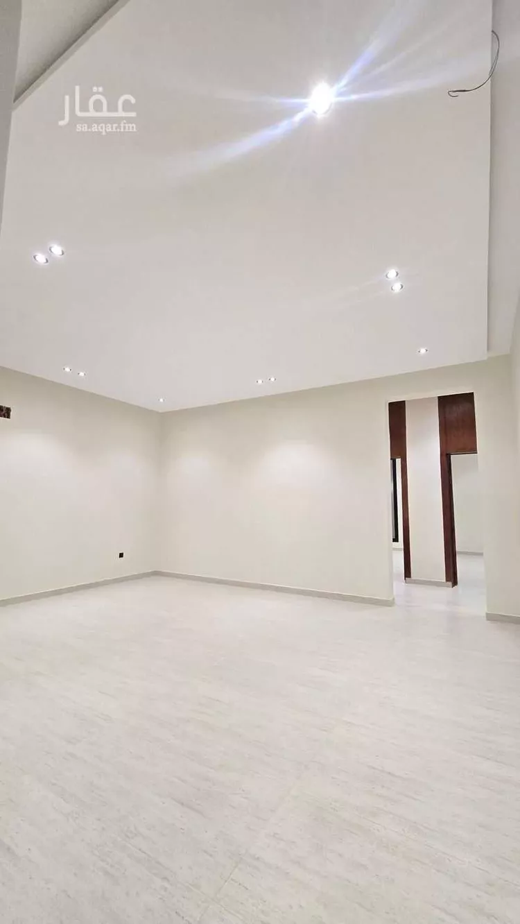 دور للبيع في شارع 16 عكاظ, حي عكاظ, مدينة الرياض, منطقة الرياض 13