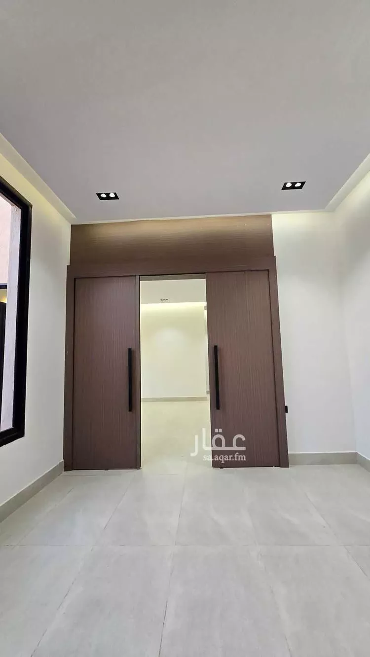 Floor for Sale in Riyadh Badr 8