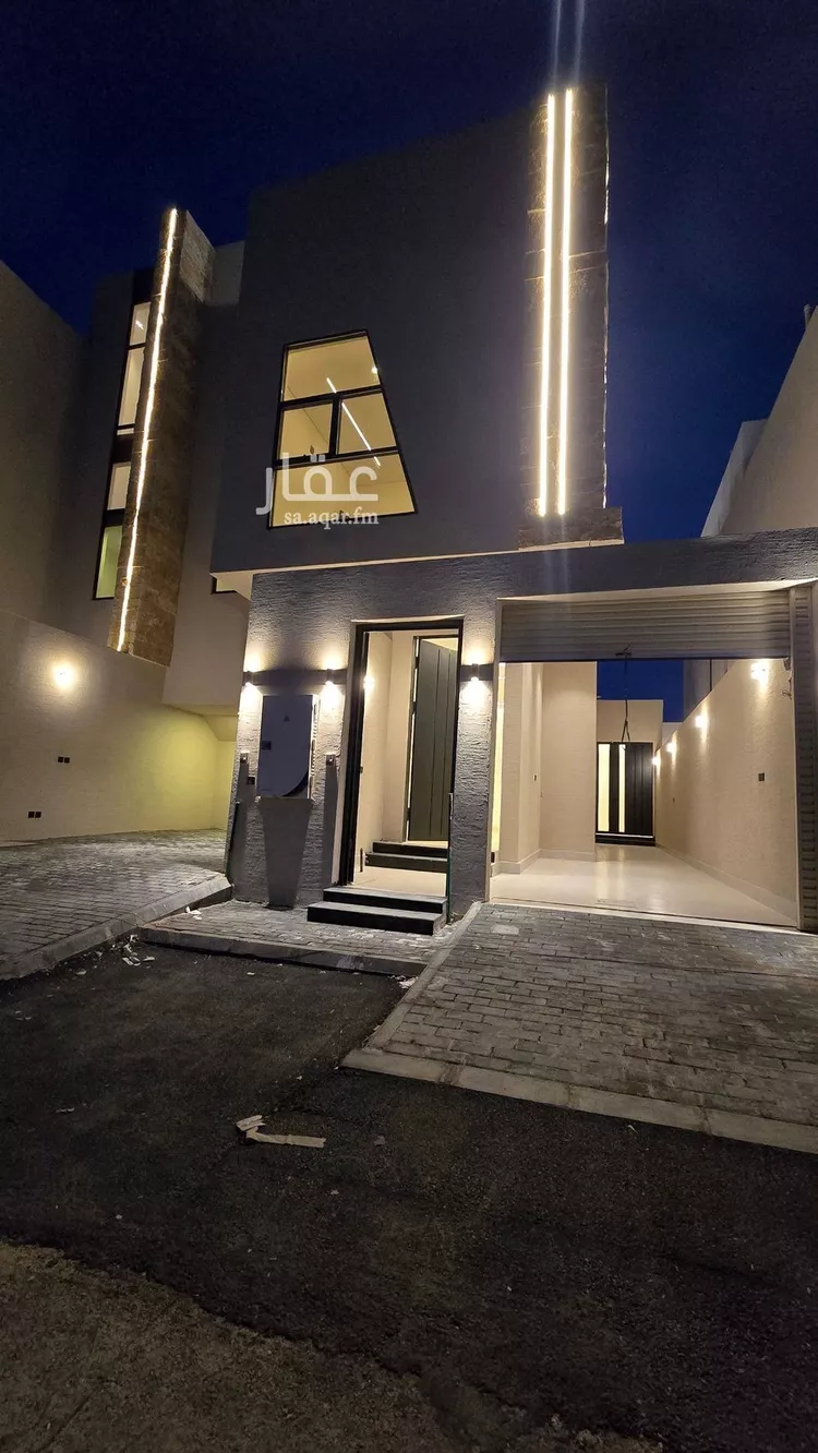 دور للبيع في شارع النجمة, حي الحزم, مدينة الرياض, منطقة الرياض