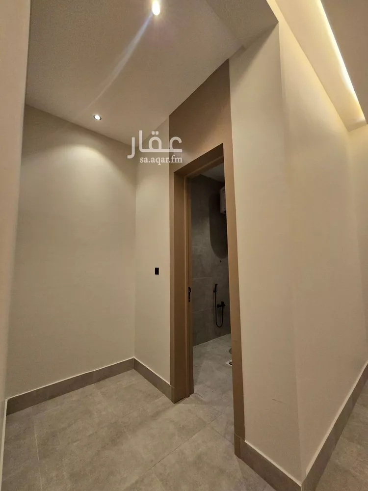 دور للبيع في شارع وادي الشهداء, حي أحد, مدينة الرياض, منطقة الرياض صورة 2