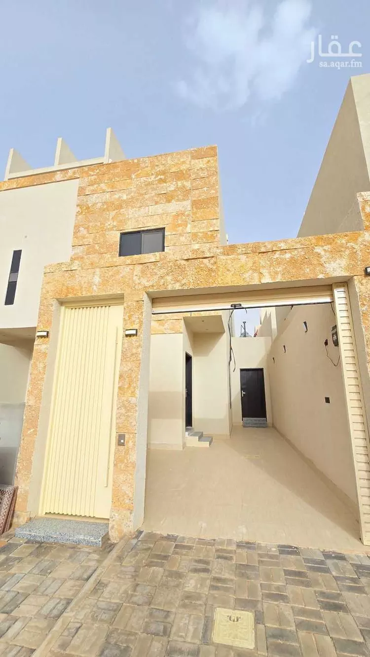 دور للبيع في شارع قرية الجدية, حي ديراب, مدينة الرياض, منطقة الرياض 15