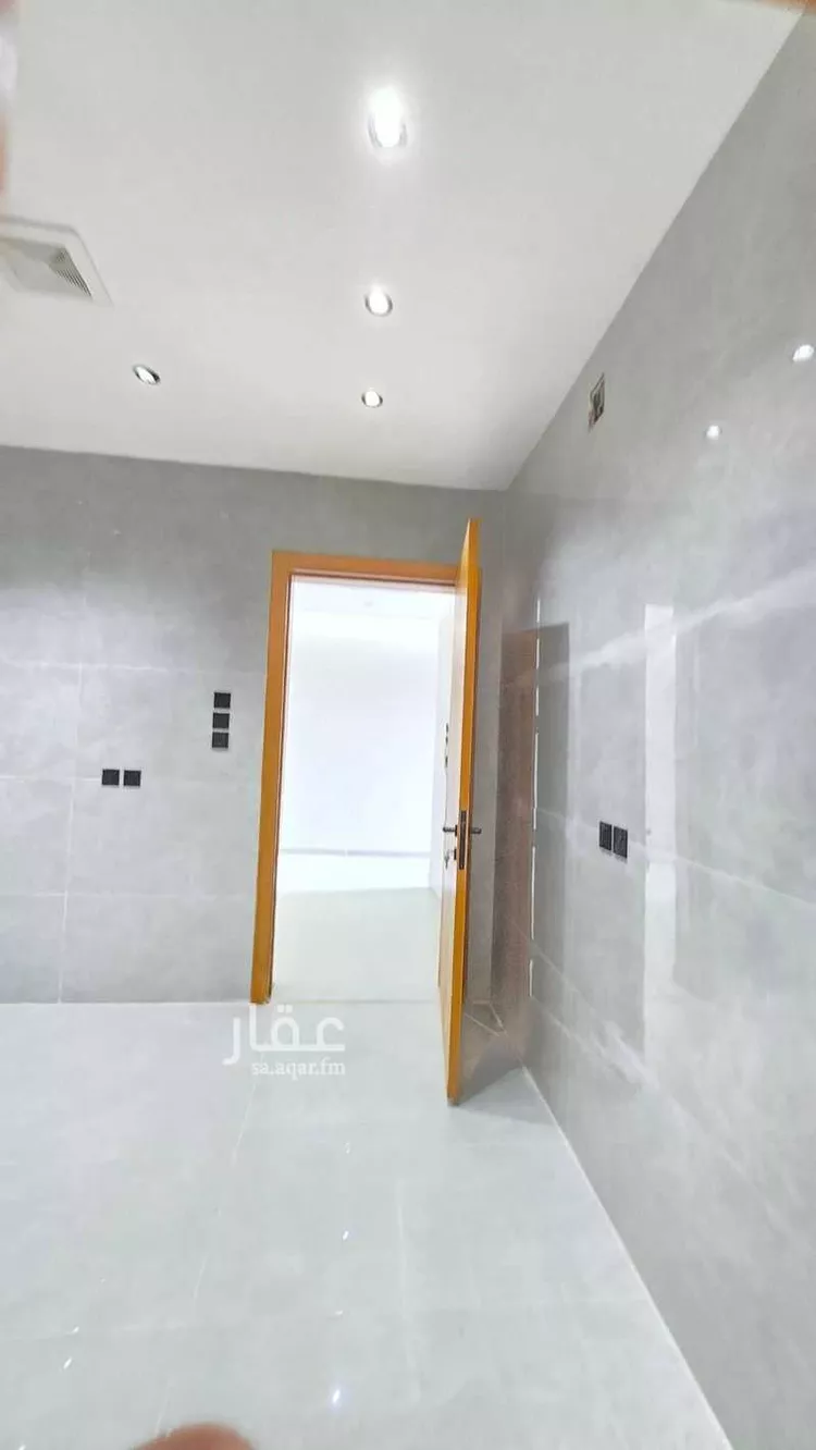 Floor for Sale in Riyadh Dirab صورة 2