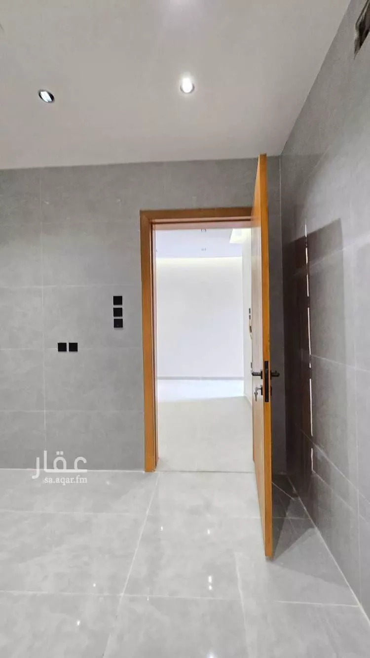 دور للبيع في شارع عبدالله بن مسرور, حي ديراب, مدينة الرياض, منطقة الرياض 16
