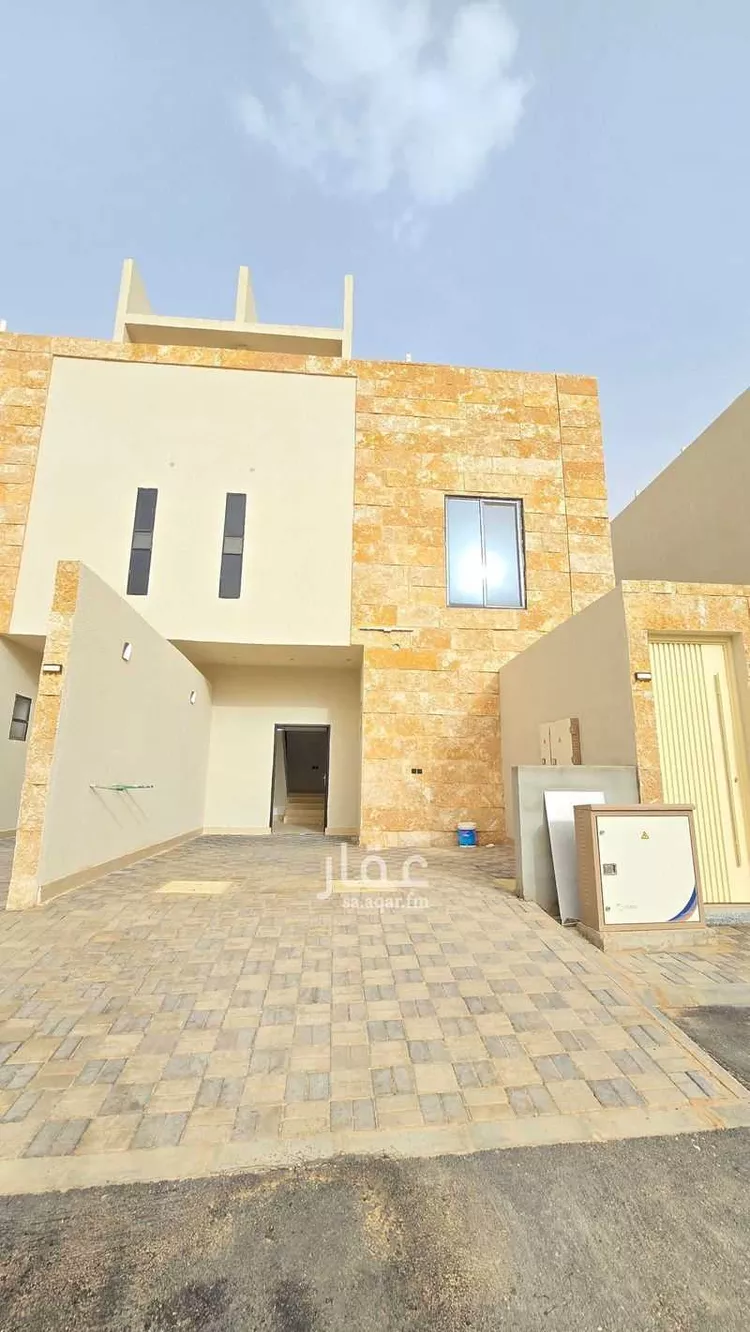 Floor for Sale in Riyadh Dirab