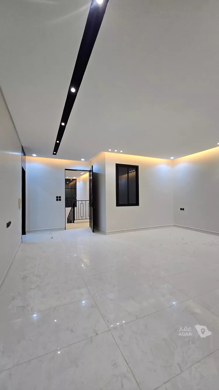 Floor for Rent in Riyadh Okaz 8