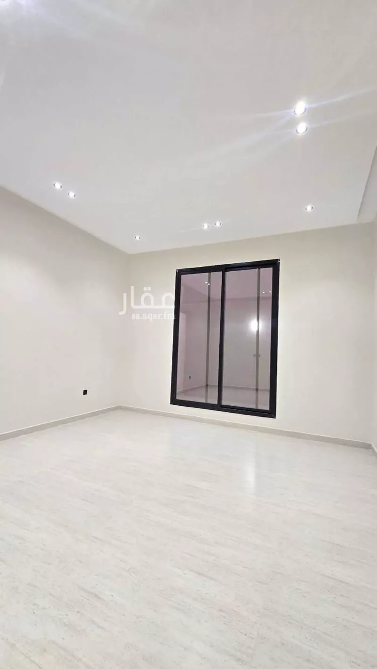 دور للبيع في شارع 16 عكاظ, حي عكاظ, مدينة الرياض, منطقة الرياض 18