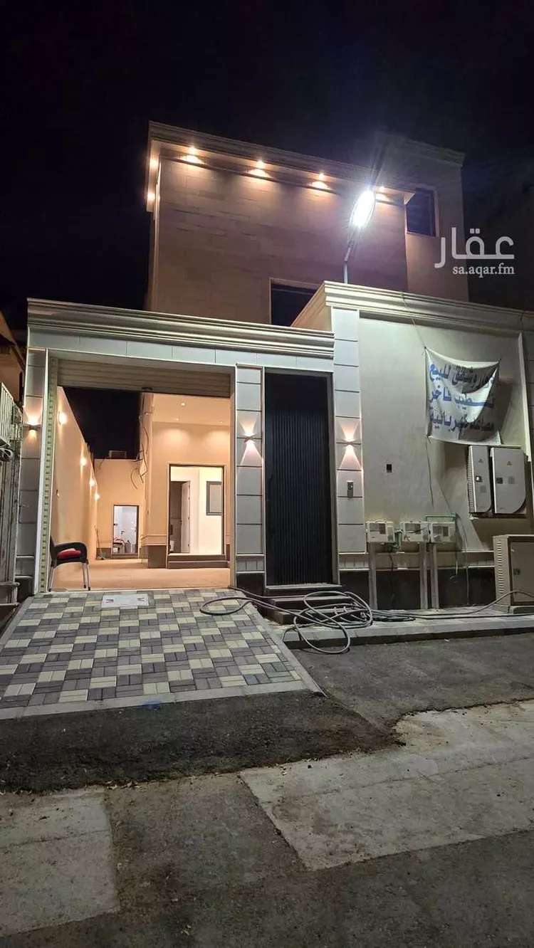 دور للبيع في شارع الرسالة, حي بدر, مدينة الرياض, منطقة الرياض
