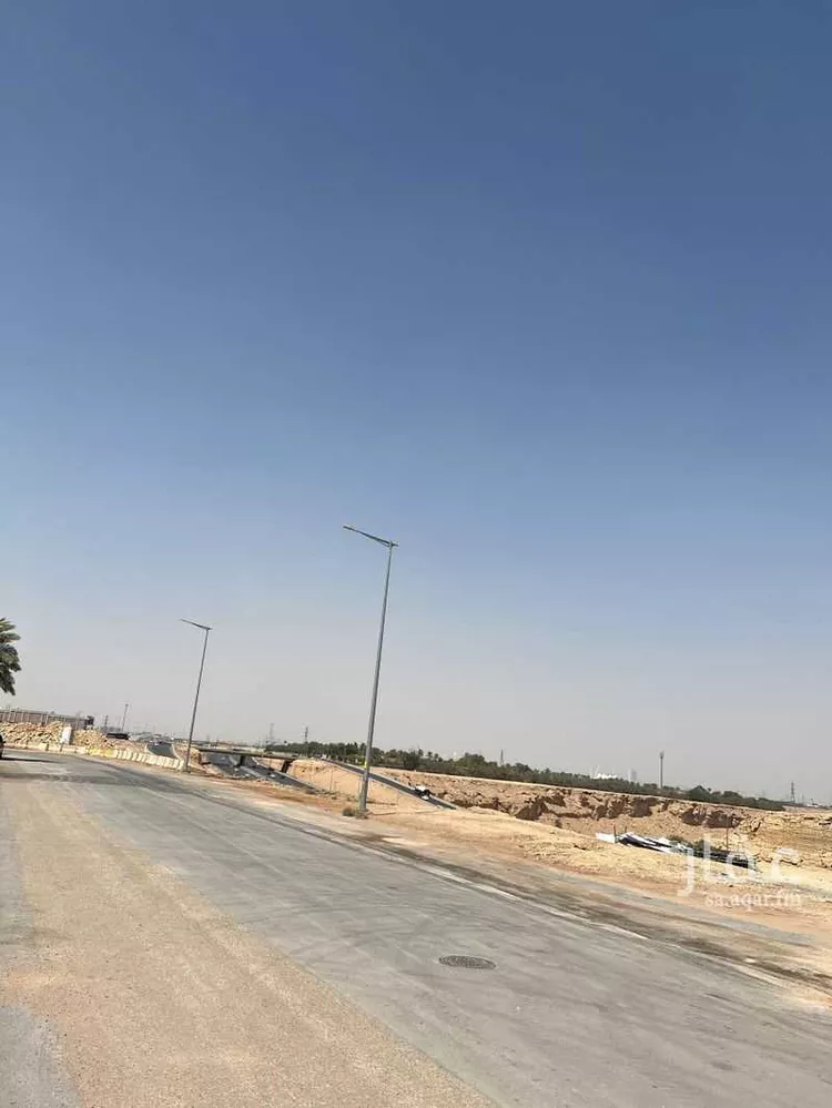 أرض للبيع في شارع 18325142, حي ظهرة لبن, مدينة الرياض, منطقة الرياض صورة 2