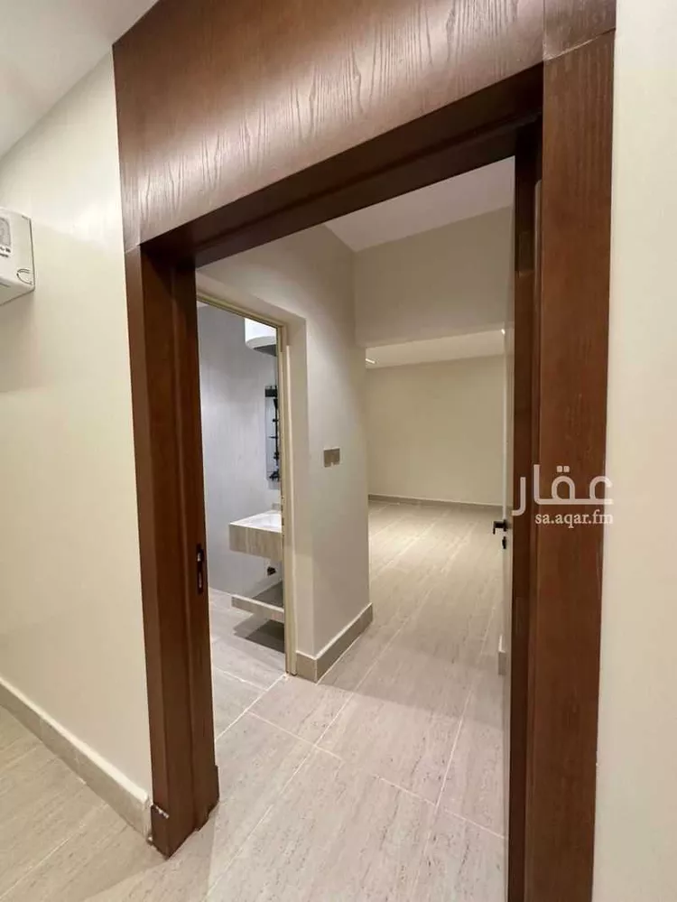 فيلا للإيجار في شارع ابن بركة, حي العريجاء الأوسط, مدينة الرياض, منطقة الرياض صورة 5