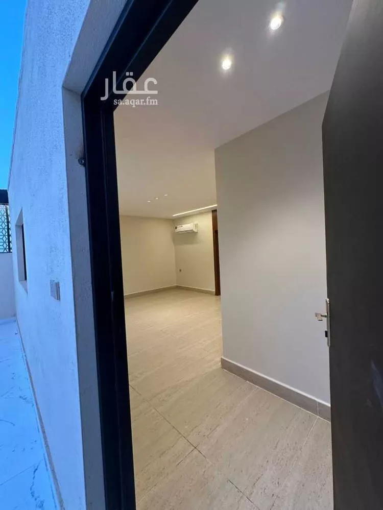 فيلا للإيجار في شارع ابن بركة, حي العريجاء الأوسط, مدينة الرياض, منطقة الرياض