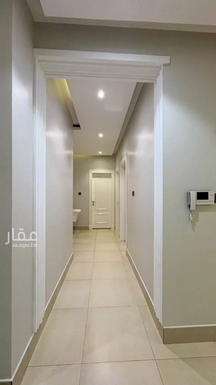 شقة للإيجار في شارع الشيخ عبدالله بن جبرين, حي القيروان, مدينة الرياض, منطقة الرياض صورة 5