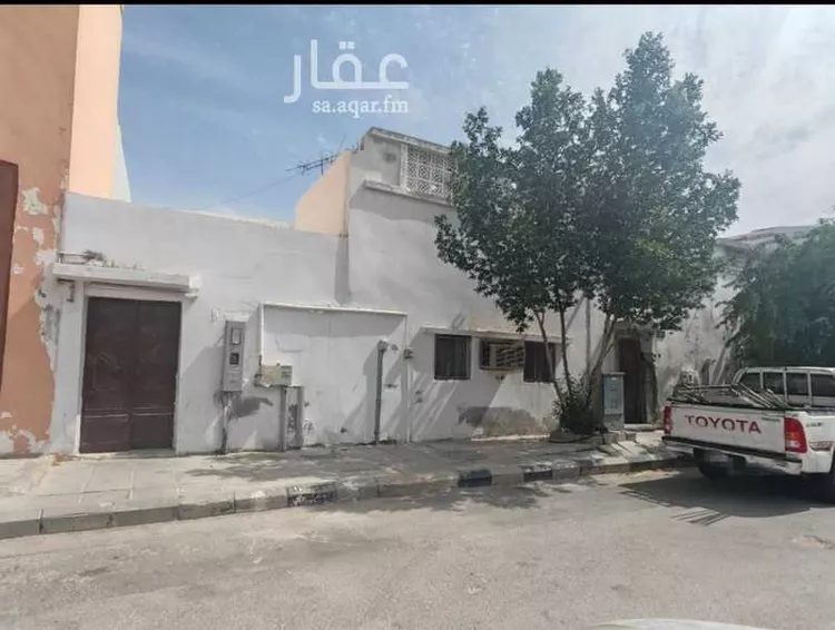 بيت للبيع في حي ، شارع المدينة 11 ، حي المدينة ، بقيق ، بقيق