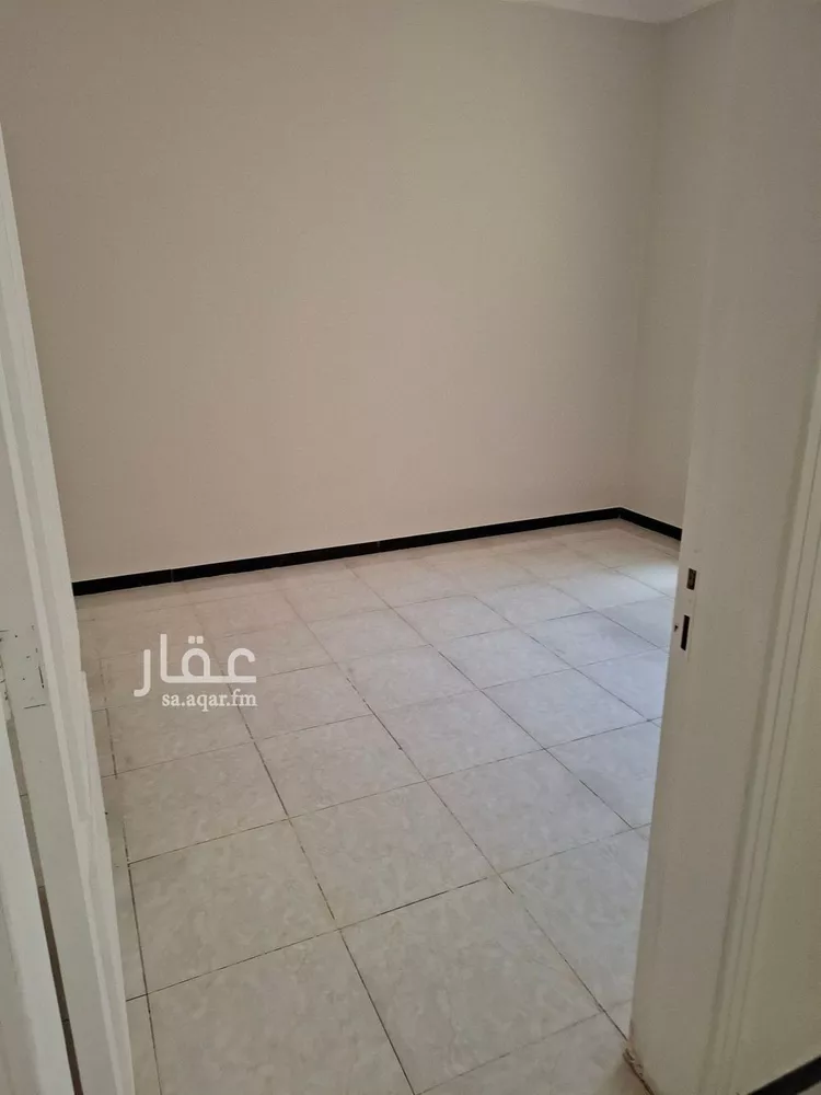فيلا للبيع في شارع الثبته, حي الدار البيضاء, مدينة الرياض, منطقة الرياض 9
