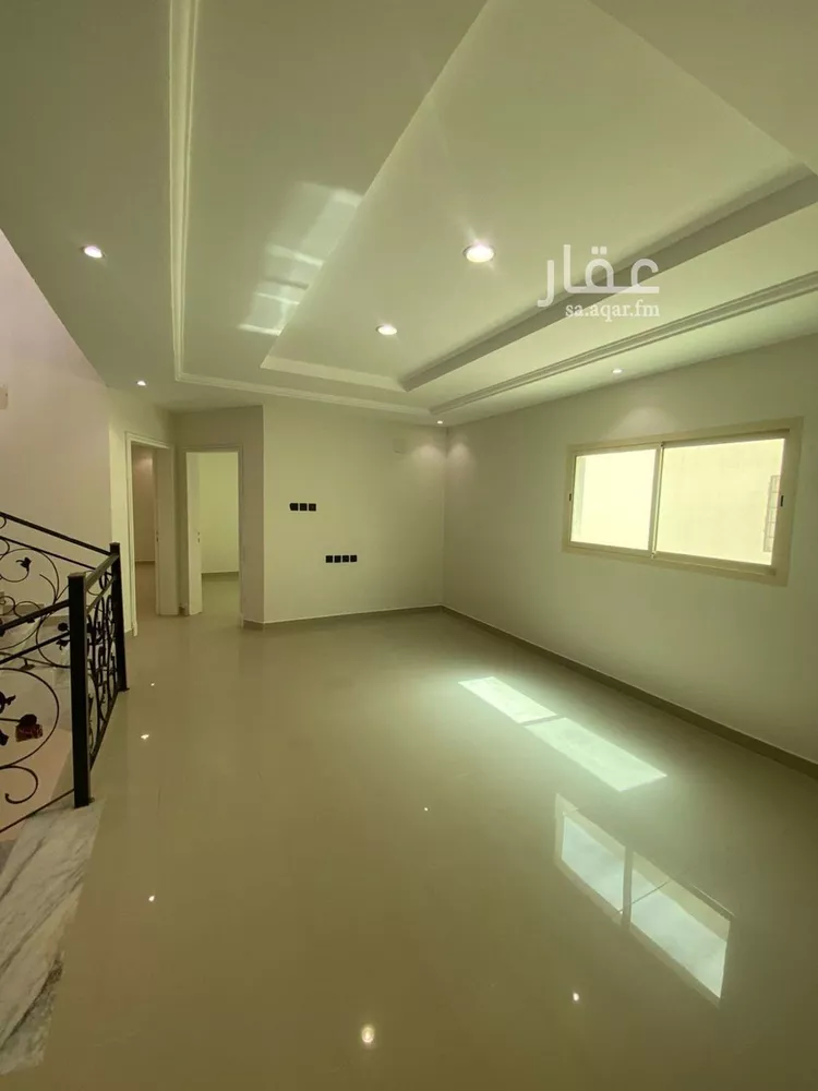 فيلا للبيع في شارع الطيب اليوسف, حي طويق, مدينة الرياض, منطقة الرياض 16