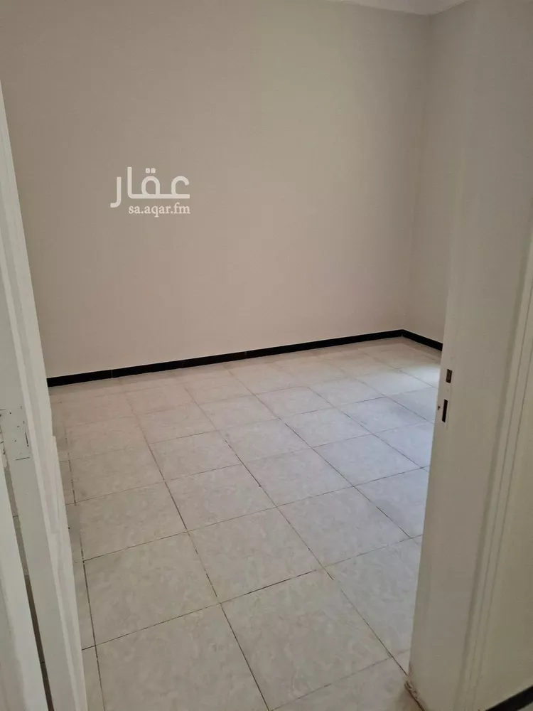 فيلا للإيجار في شارع الثبته, حي الدار البيضاء, مدينة الرياض, منطقة الرياض 12