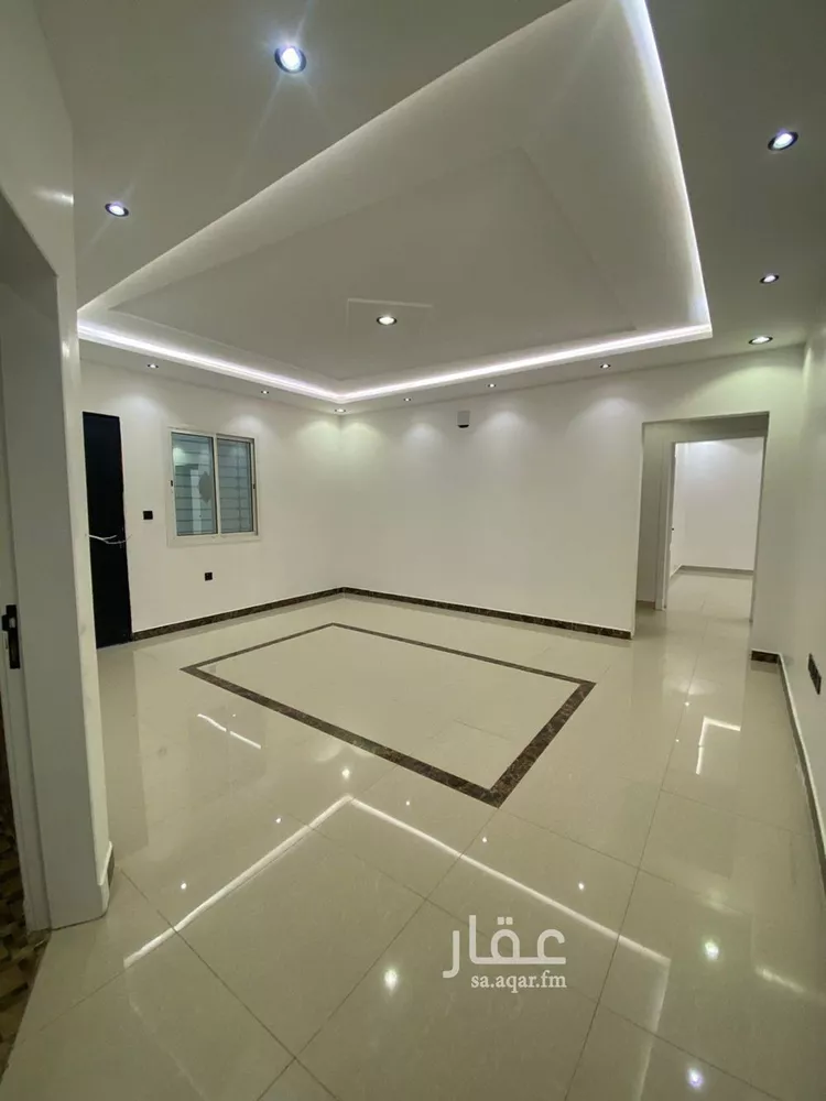 فيلا للبيع في شارع الفنار, حي العزيزية, مدينة الرياض, منطقة الرياض صورة 3