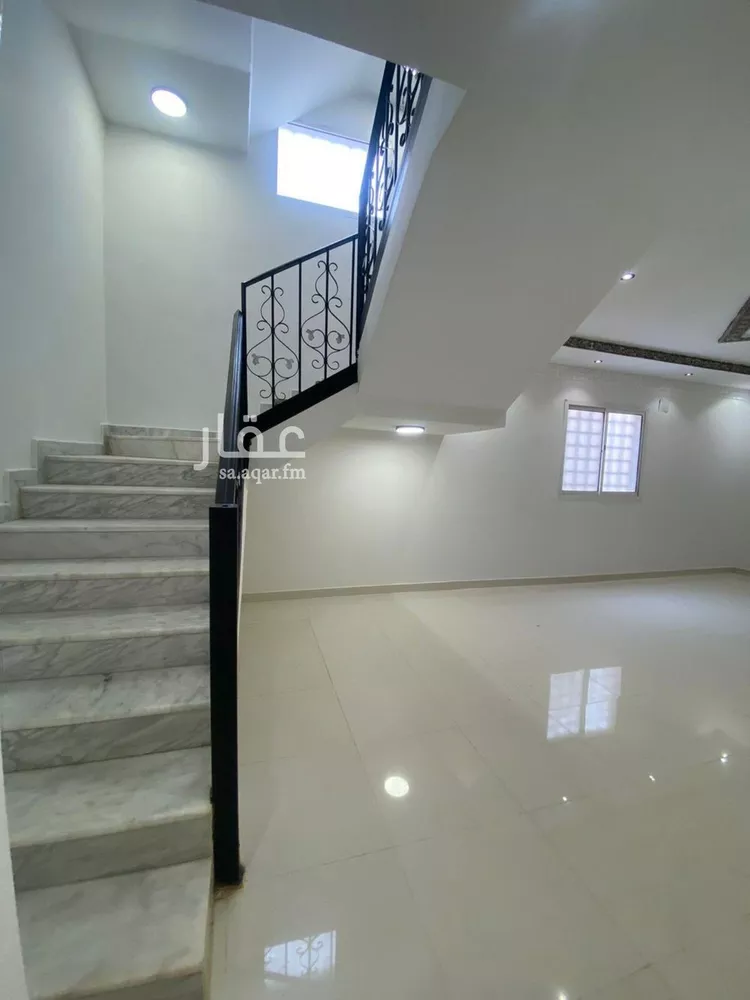 Villa for Sale in Riyadh Ar Rimal 21